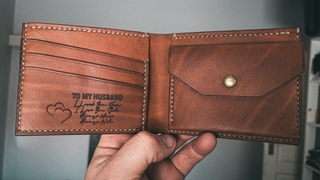 Classic Bifold Wallet image 1